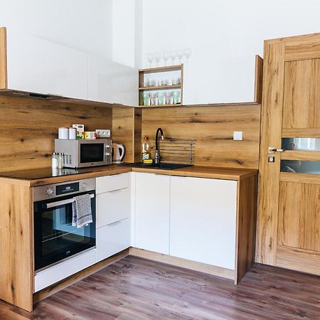 Apartmany Pri Jaskyni - Bystrá Exteriör bild