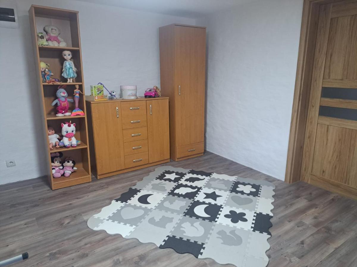 Apartmany Pri Jaskyni - Bystrá Exteriör bild