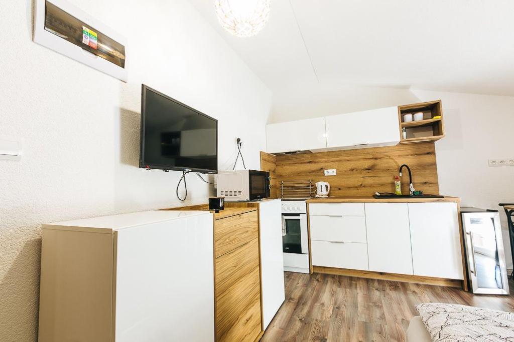 Apartmany Pri Jaskyni - Bystrá Exteriör bild