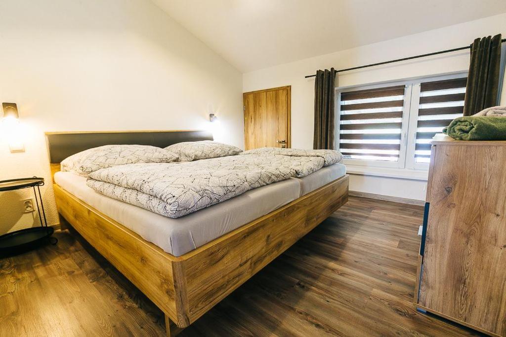 Apartmany Pri Jaskyni - Bystrá Exteriör bild