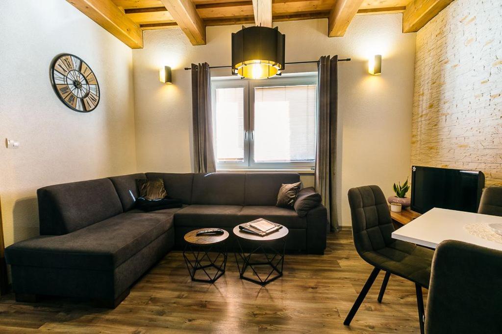 Apartmany Pri Jaskyni - Bystrá Exteriör bild