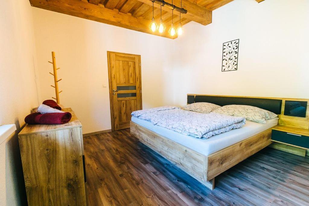 Apartmany Pri Jaskyni - Bystrá Exteriör bild